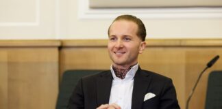 Flüchtiger Betrüger Holt verabschiedete sich von Behörden Wo sich Hendrik Holt aufhält, ist nicht bekannt. (Archivbild)