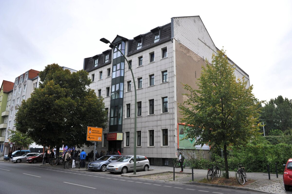 Ehemaliges Hostel in Berlin-Friedrichshain Die Polizei war in einem ehemaligen Hostel in Berlin-Friedrichshain im Großeinsatz. (Archivbild)
