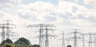 Ermittler vernetzen sich nach Angriffen auf Umspannwerke Die Behörden in Baden-Württemberg arbeiten laut LKA mit den anderen Dienststellen zusammen.
