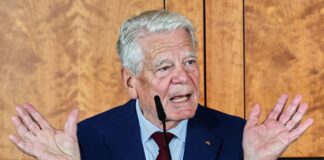 Gauck: «Wir im Osten sind total gespalten» Der frühere Bundespräsident Joachim Gauck sieht eine Spaltung in Ostdeutschland.