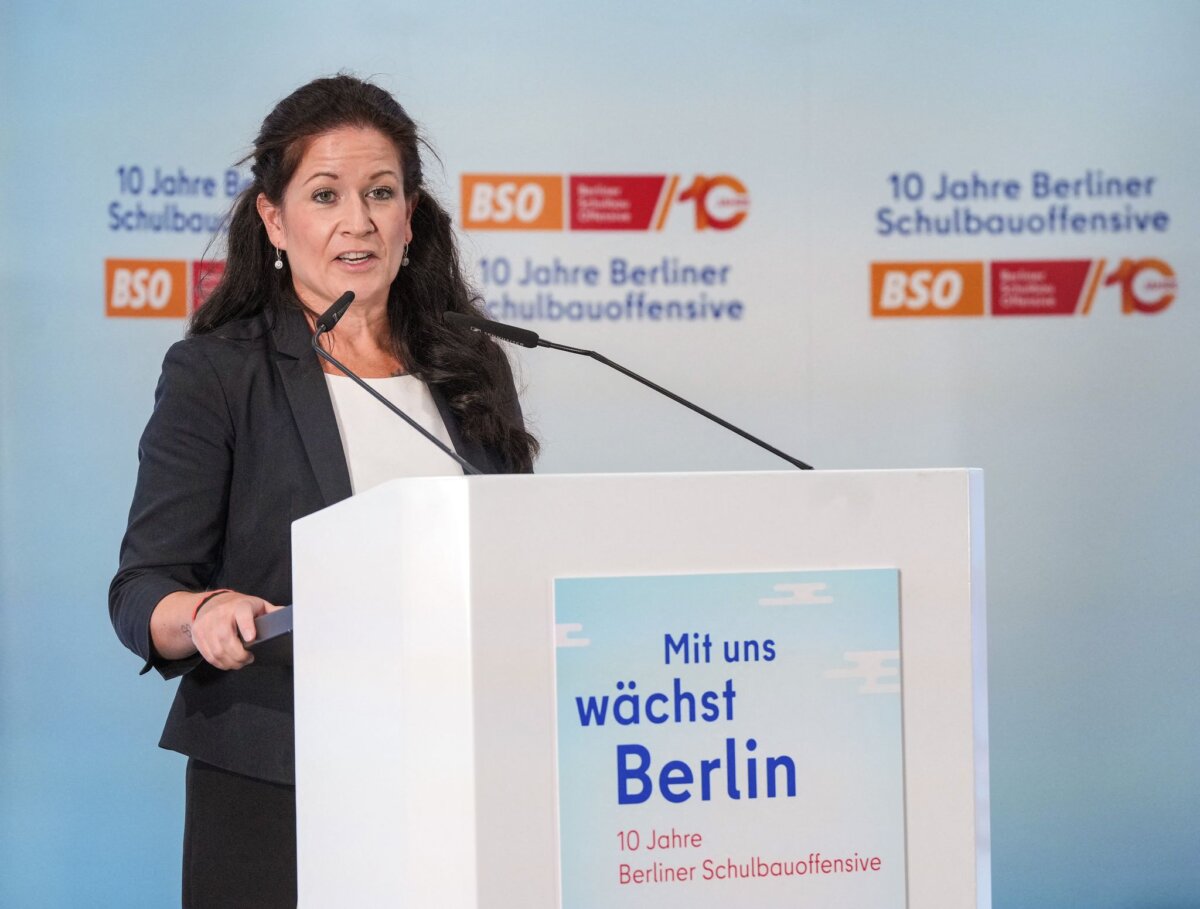 Feier zum zehnjährigen Jubiläum der Berliner Schulbauoffensive «Wir wollen Schulen auf der Höhe der Zeit», sagt die Bildungssenatorin laut einer Mitteilung.