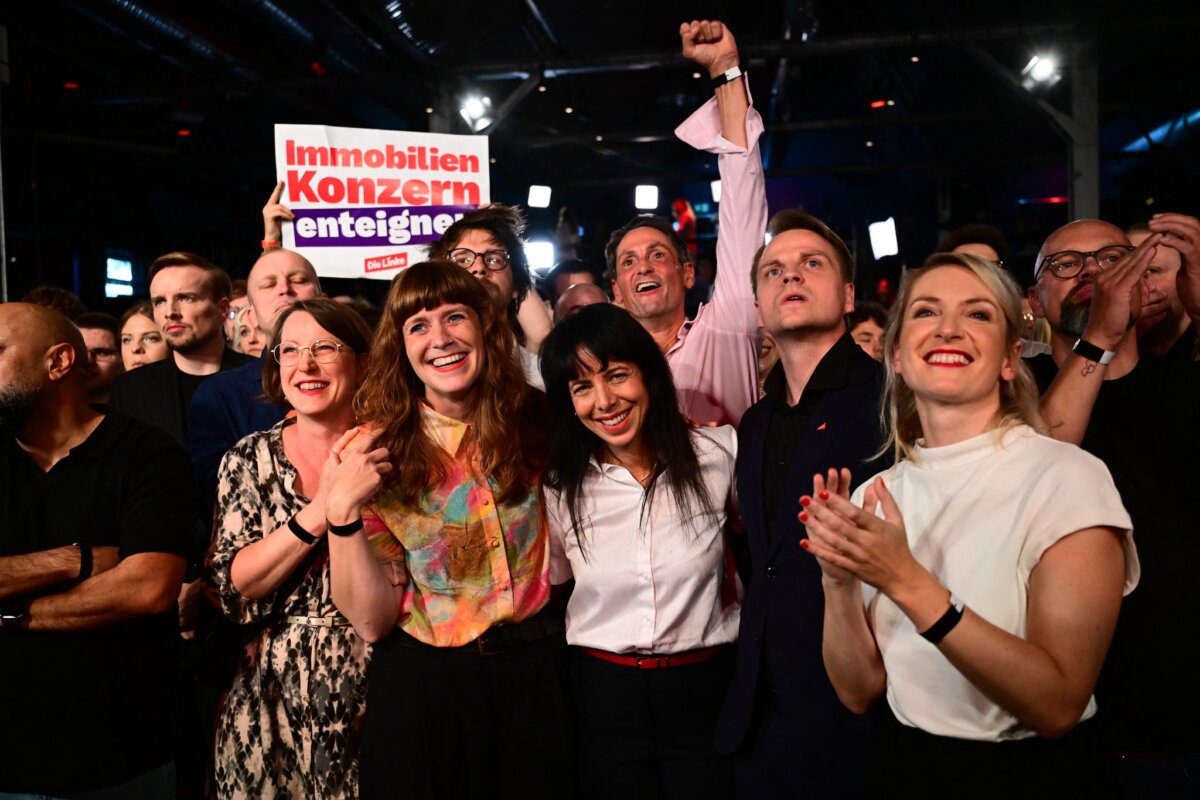Abgeordnetenhaus-Wahl Berlin - Wahlparty Die Linke Immobilien-Konzerne enteignen - auch mit dieser Forderung konnten die Linken punkten.