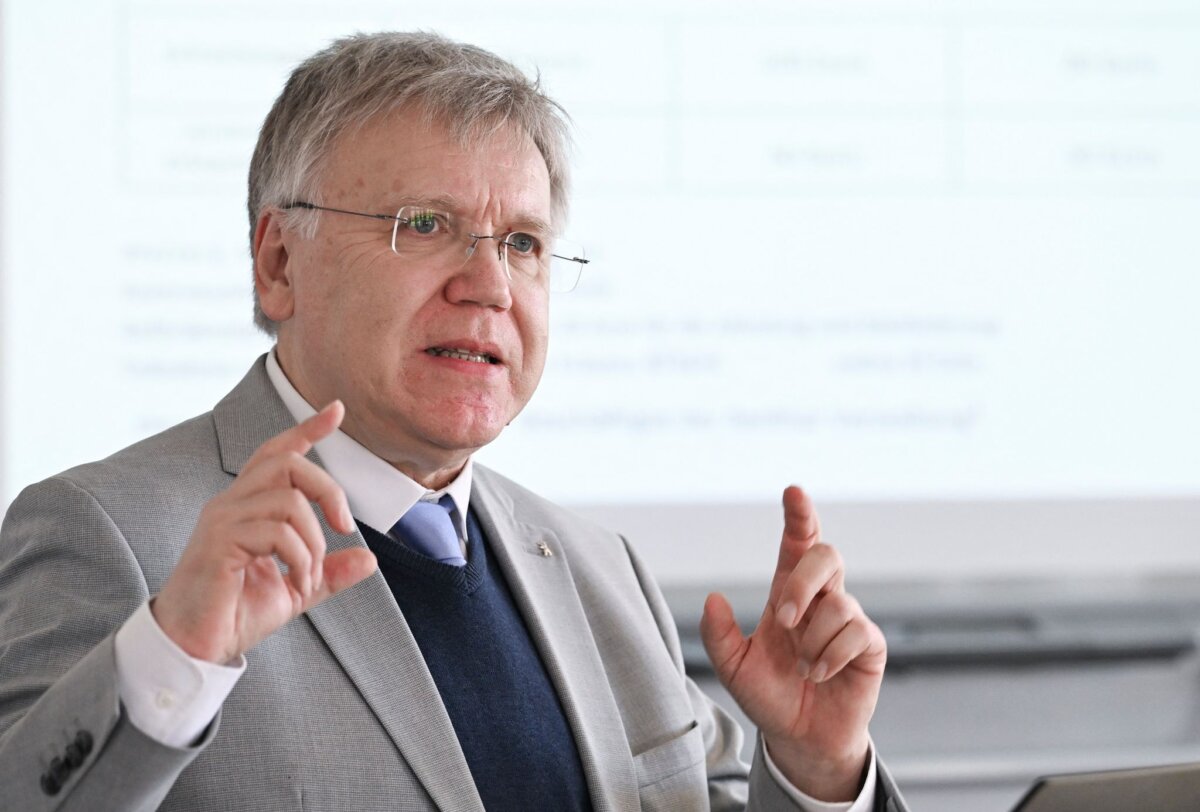Berliner Landeswahlleiter Bröchler Berlins Landeswahlleiter Stephan Bröchler ist seit 2022 im Amt. (Archivbild)