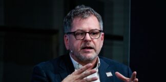 Grünen-Spitzenkandidat: Gegen Schießereien vorgehen Der Spitzenkandidat der Berliner Grünen für die Abgeordnetenhauswahl, Werner Graf, will illegale Waffen leichter aus dem Verkehr ziehen. (Archivbild)