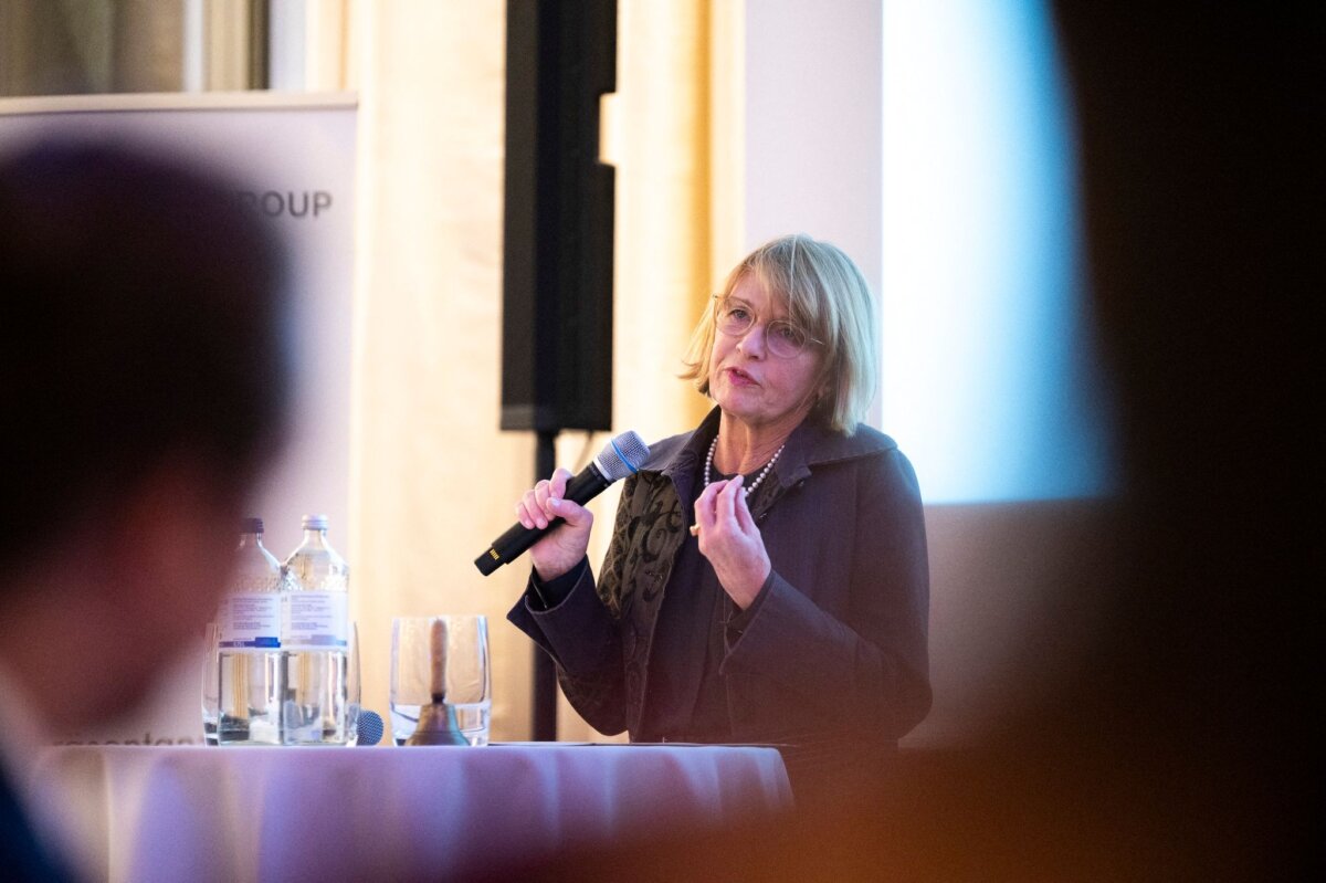 First Lady Elke Büdenbender bei der Auszeichnung der «Junghandwerker 2026».