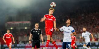 «Wie Versagen»: Referee spricht über sein Verletzungs-Aus Timo Gerach (h) konnte die Partie nicht zu Ende pfeifen.