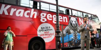 Der Berliner SPD-Spitzenkandidat Steffen Krach ruft zum Kampf um jede Stimme auf. 
