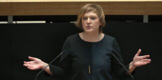 Die Grünen müssen in ihrer ehemaligen Hochburg Friedrichshain-Kreuzberg Verluste verkraften - auch Kandidatin Katrin Schmidberger.