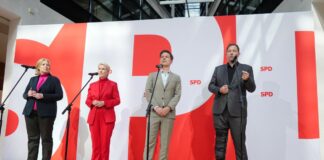 Krach: Es geht jetzt um «Wiederaufbau der Berliner SPD» Steffen Krach will in der SPD weiter Verantwortung übernehmen.