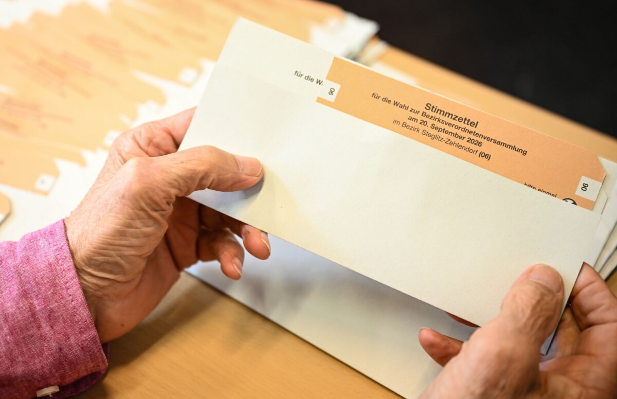 Abgeordnetenhaus-Wahl Berlin - Stimmabgabe Bei der Abgeordnetenhauswahl in Berlin lag die Wahlbeteiligung um 16.00 Uhr höher als bei der vorherigen Wahl.