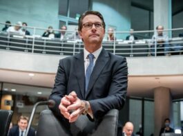 Prozess nach Maut-Debakel: Ex-Minister weist Vorwurf zurück Vor dem Landgericht Berlin beginnt der Prozess gegen den ehemaligen Bundesverkehrsminister Andreas Scheuer. (Archivbild)