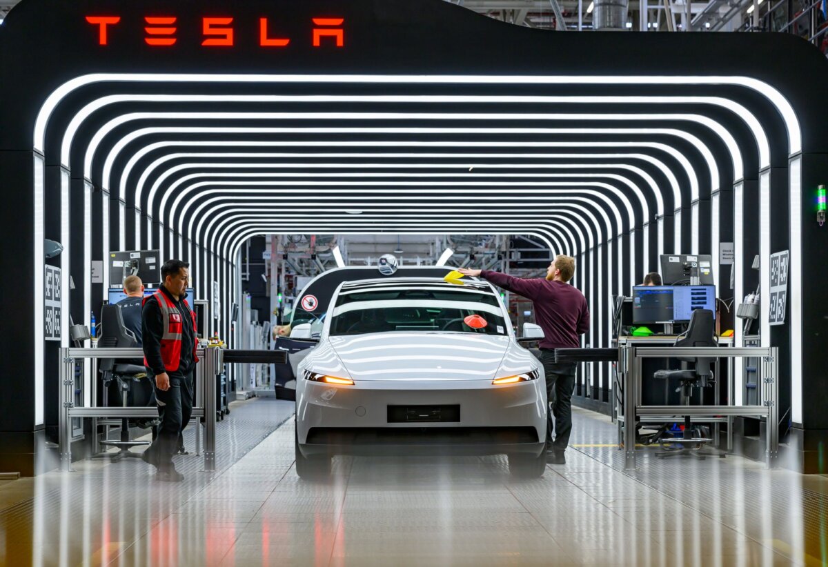 Tesla-Werk Grünheide Der US-Elektroautobauer Tesla hat für das Werk in Grünheide seinen zweiten Umweltbericht vorgelegt. (Archivbild)