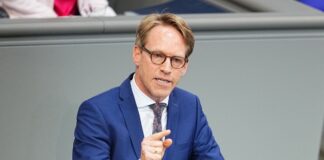 Henrichmann: Keine vorschnelle Bewertung von Sabotagefällen Der Vorsitzende des Parlamentarischen Kontrollgremiums des Bundestages, Marc Henrichmann, hält weitere Vorfälle für möglich. (Archivbild)
