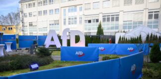 Am Abend der Bundestagswahl 2025 feierte die AfD in Räumen und im Innenhof des Bürogebäudes ihrer bisherigen Bundesgeschäftsstelle in einem Gewerbegebiet im Nordwesten der Hauptstadt. (Arvchivbild)