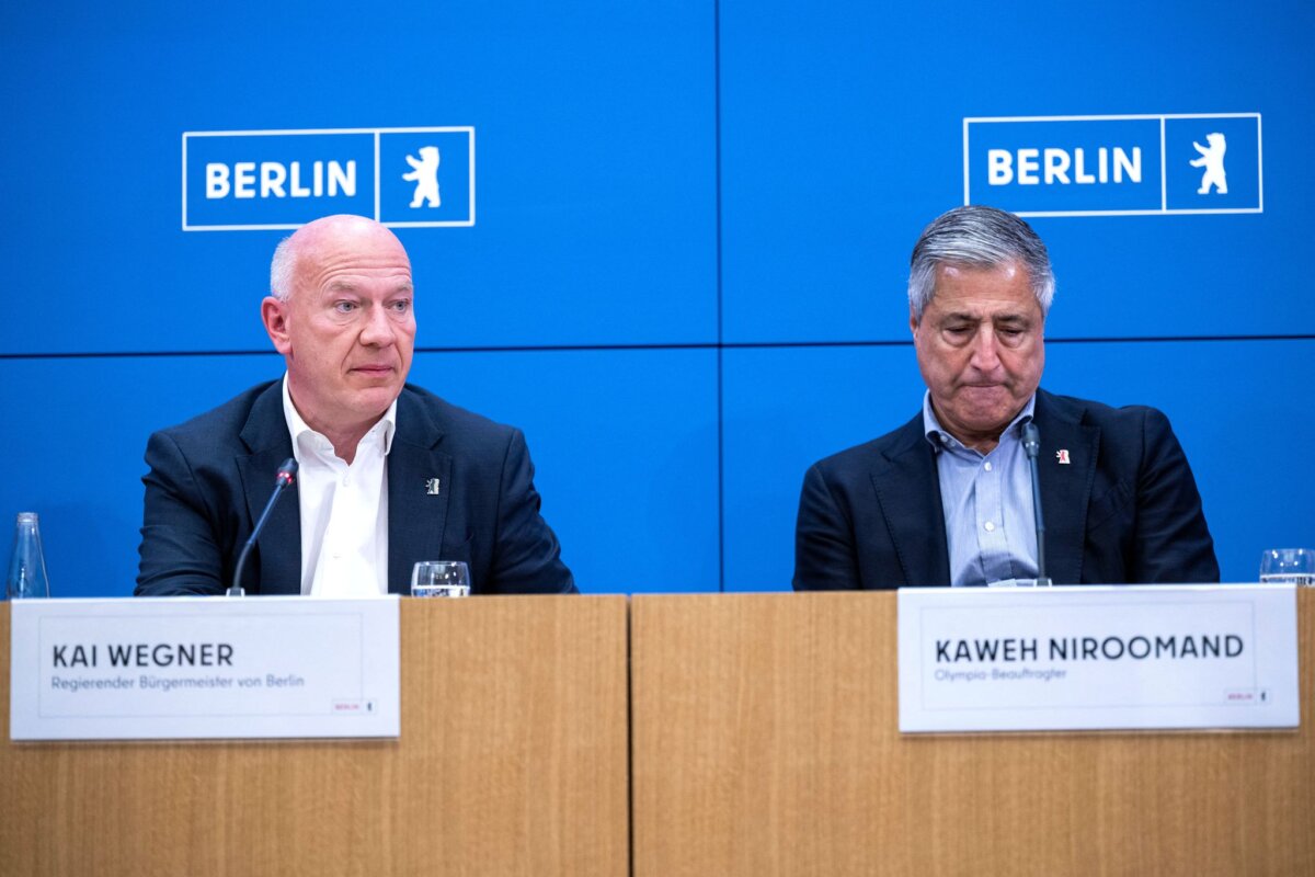Pk zur Bewerbung Berlins für die Olympischen Spiele Kai Wegner (links), Regierender Bürgermeister Berlins, und der Olympiabeauftragte Kaweh Niroomand erklärten das Aus der Berliner Bewerbung.