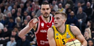 Alba Berlin verpatzt Generalprobe vor dem Saisonstart Sam Griesel (r) erzielte für Alba zwölf Punkte (Archivbild)