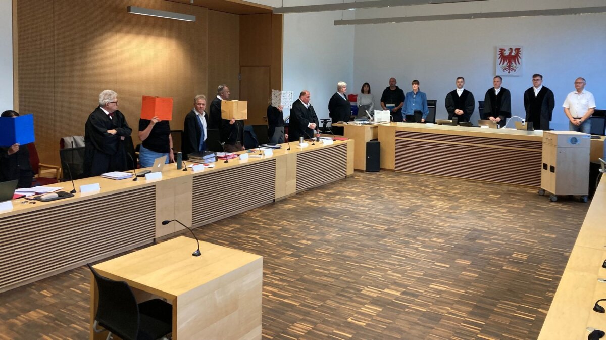 Ertrunkene Schülerin: Prozess gegen Aufsichtspersonen gestartet Am Landgericht in Frankfurt (Oder) startete der Berufungsprozess.