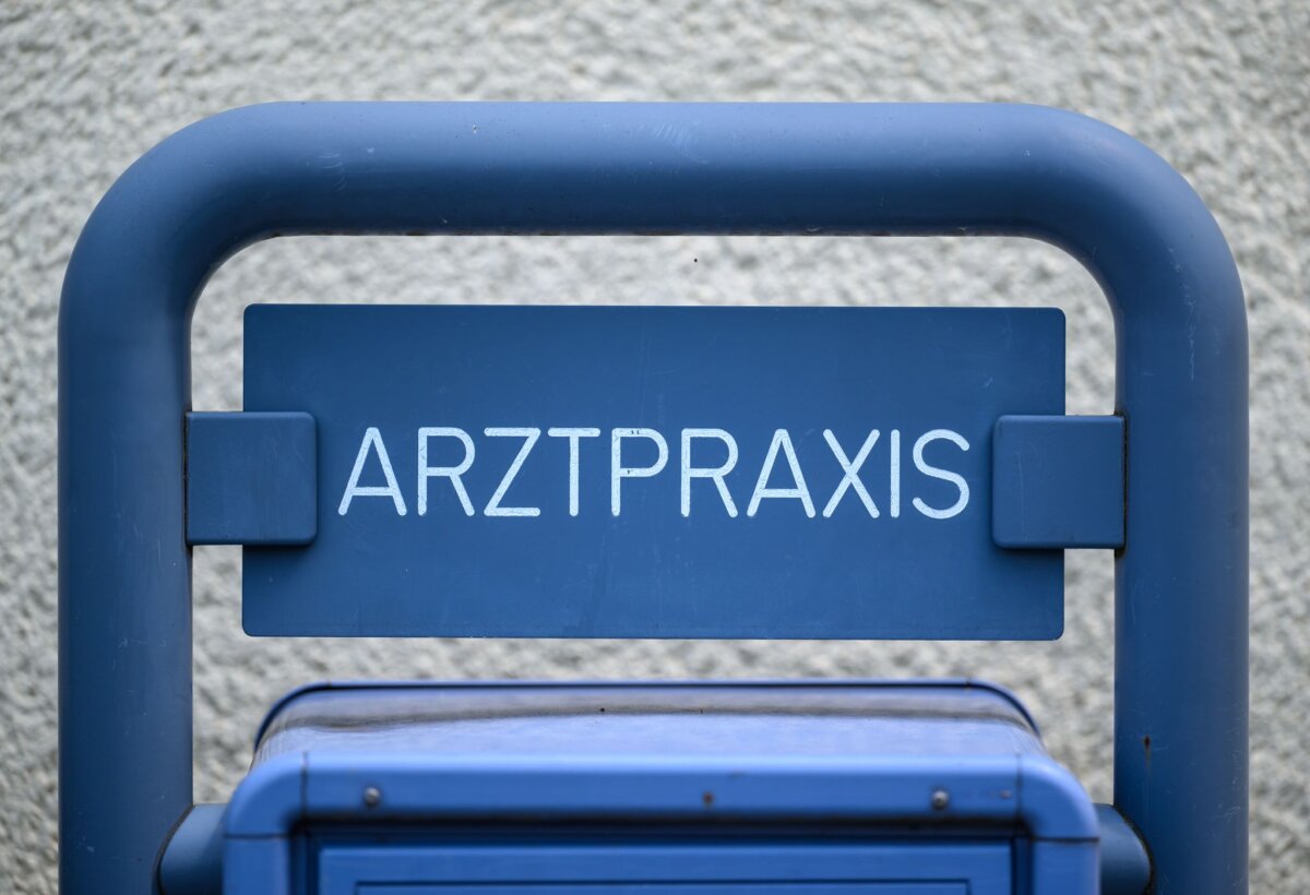 Arztpraxis In Brandenburg fehlen vor allem Haus- und Zahnärzte. (Archivbild)