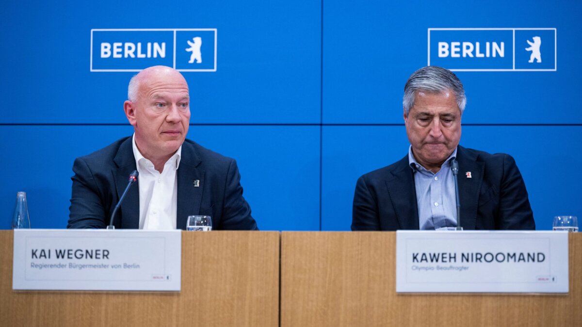 Pk zur Bewerbung Berlins für die Olympischen Spiele «Ein trauriger Tag für Berlin»: Wegner (l) und Niroomand verkünden das Ende der Bewerbung.