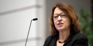 Die Direktorin des Zentrums für Antisemitismusforschung (ZfA) der Technischen Universität Berlin, Stefanie Schüler-Springorum, untersucht schon seit vielen Jahren den Judenhass in der Gesellschaft. (Archivbild) 