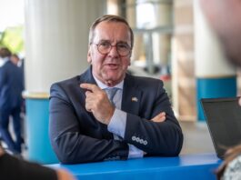 Pistorius bringt sich in SPD-Wahlkampf ein Verteidigungsminister Boris Pistorius (SPD) ist am Montag im Berliner Wahlkampf unterwegs. (Archivbild)