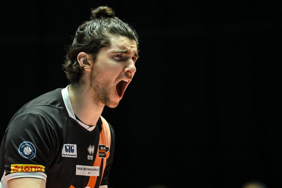 Timothée Carle im Trikot der Berlin Volleys Timothée Carle kehrt mit Panathinaikos Athen nach Berlin zurück. (Archivbild)
