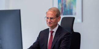Die LEG hat zwar keine Wohnungen in Berlin - die dortige Debatte um die Vergesellschaftung großer Bestände sieht er aber mit großer Sorge. (Archivbild)