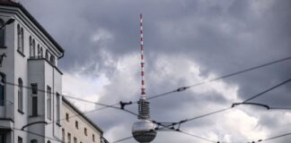 Wolken und Schauer bestimmen heute das Wetter in Berlin und Brandenburg. (Archivbild)