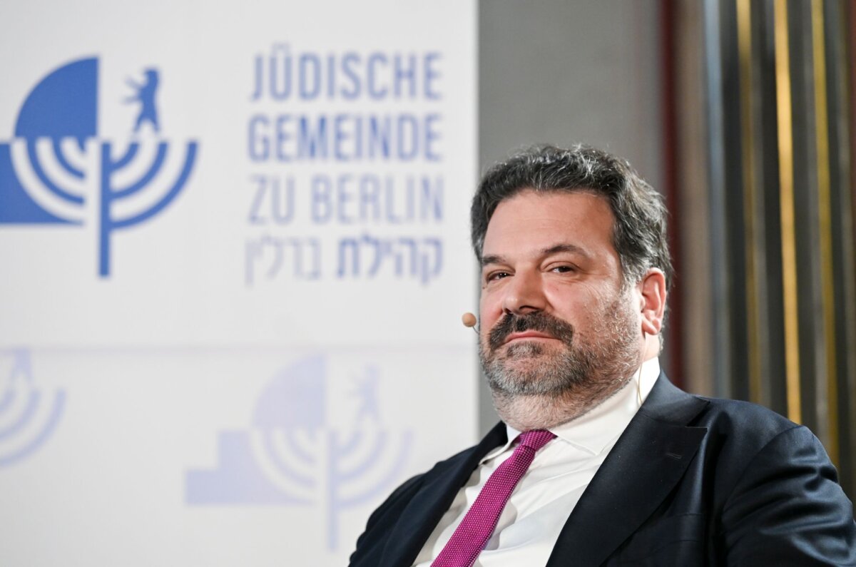 Gideon Joffe, Vorsitzender der Jüdischen Gemeinde Gideon Joffe ist gegen einen möglichen Rauswurf der Linken-Politikerin Vanessa Emde aus der Fraktion. (Archivbild)