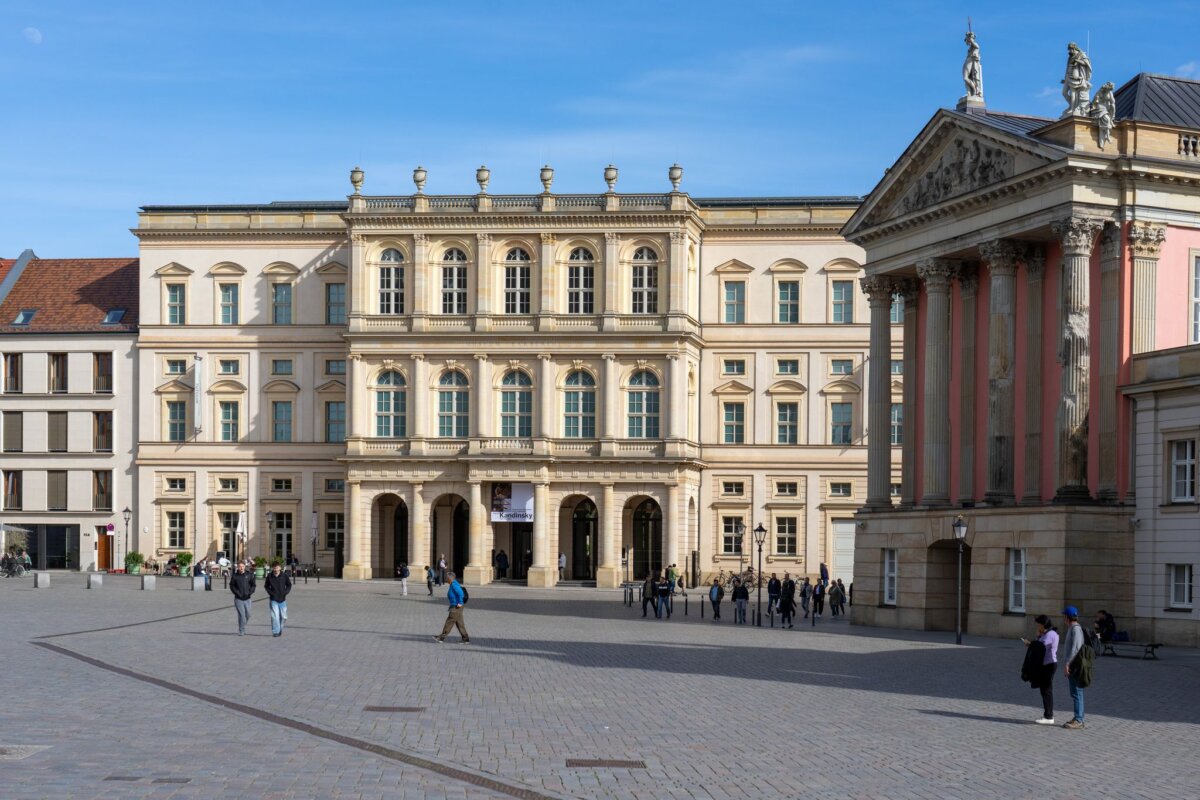 Museum Barberini Das Museum Barberini liegt zentral am Alten Markt in Potsdam. (Archivbild)