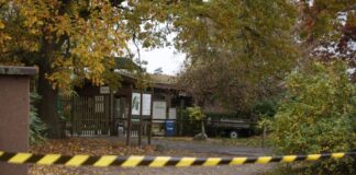 In einem Tierpark in Brandenburg kam es zu einem Angriff auf ein Mädchen, das dadurch schwer verletzt wurde. 
