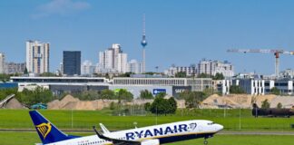 Ryanair kappt Flugprogramm – Berlin verliert am meisten Ryanair will aus Kostengründen im Winter deutlich weniger von Berlin fliegen. (Foto:Archiv)