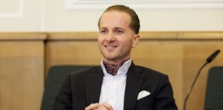 Hendrik Holt nutzte Reisepass in Polen bei Flucht aus EU Hendrik Holt hat die EU mit seinem Reisepass verlassen. (Symbolbild)