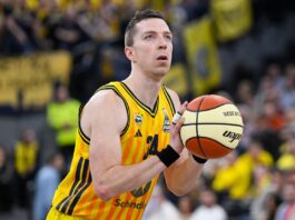 Alba Berlin erreicht gegen Bamberg das Pokal-Viertelfinale Flügelspieler Justin Bean war bester Alba-Schütze gegen Bamberg (Archivbild)