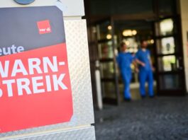 Verdi ruft Pflegekräfte an Charité erneut zu Warnstreik auf Bis zum 5. November stimmt die Gewerkschaft Verdi über einen Erzwingungsstreik ab. (Archivbild)