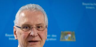 Herrmann: Eralp nicht geeignet für Bürgermeisteramt Der bayerische Innenminister zweifelt an der Eignung der Linken-Politikerin Eralp als Regierungschefin in Berlin. (Archivbild)