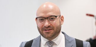 Minister übt Kritik an Reform zur Notfallversorgung René Wilke (SPD) wünscht sich mehr kommunalen Gestaltungsspielraum bei der Reform der Notfallversorgung. (Archivbild)