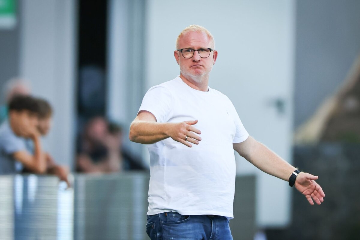 Heiko Vogel SpVgg Greuther Fürth Trainer Heiko Vogel von SpVgg Greuther Fürth muss beim verlustpunktfreien Spitzenreiter Hertha BSC bestehen. (Archivbild).
