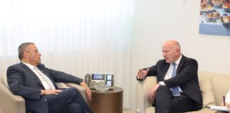 Wegner zum 7. Oktober: Juden in Berlin erleben offenen Hass Bürgermeister im Gespräch: Lion und Wegner (r.) in Jerusalem.