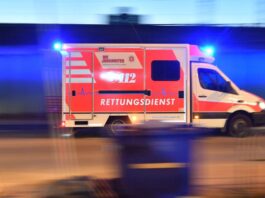 Taxifahrer stirbt bei Frontalzusammenstoß in Berlin-Mitte In Berlin-Mitte ist ein Taxifahrer bei einem Verkehrsunfall gestorben. (Symbolbild)