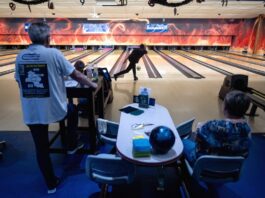 Fürstenwalder trainieren für Bowling-Weltrekordversuch In Fürstenwalde wird für einen Bowling-Rekord trainiert.