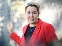 Giffey steht für rot-grün-rote Verhandlungen nicht bereit Giffey steht für die Teilnahme an Koalitionsverhandlungen für ein Rot-Grün-Rotes Regierungsbündnis nicht zur Verfügung (Archivbild).