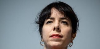 Eralp: Dobrindts Vorstoß ist verfassungswidrig Linke-Fraktionsvorsitzende Elif Eral hält den Vorstoß von Bundesinnenminister Alexander Dobrindt (CSU) gegen mögliche Vergesellschaftungen für verfassungswidrig. (Archivbild)