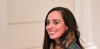 Linke-Fraktionsspitze geht auf Distanz zu Vanessa Emde Die Linke-Abgeordnete Vanessa Emde steht auch in Teilen ihrer Partei in der Kritik. (Archivbild)