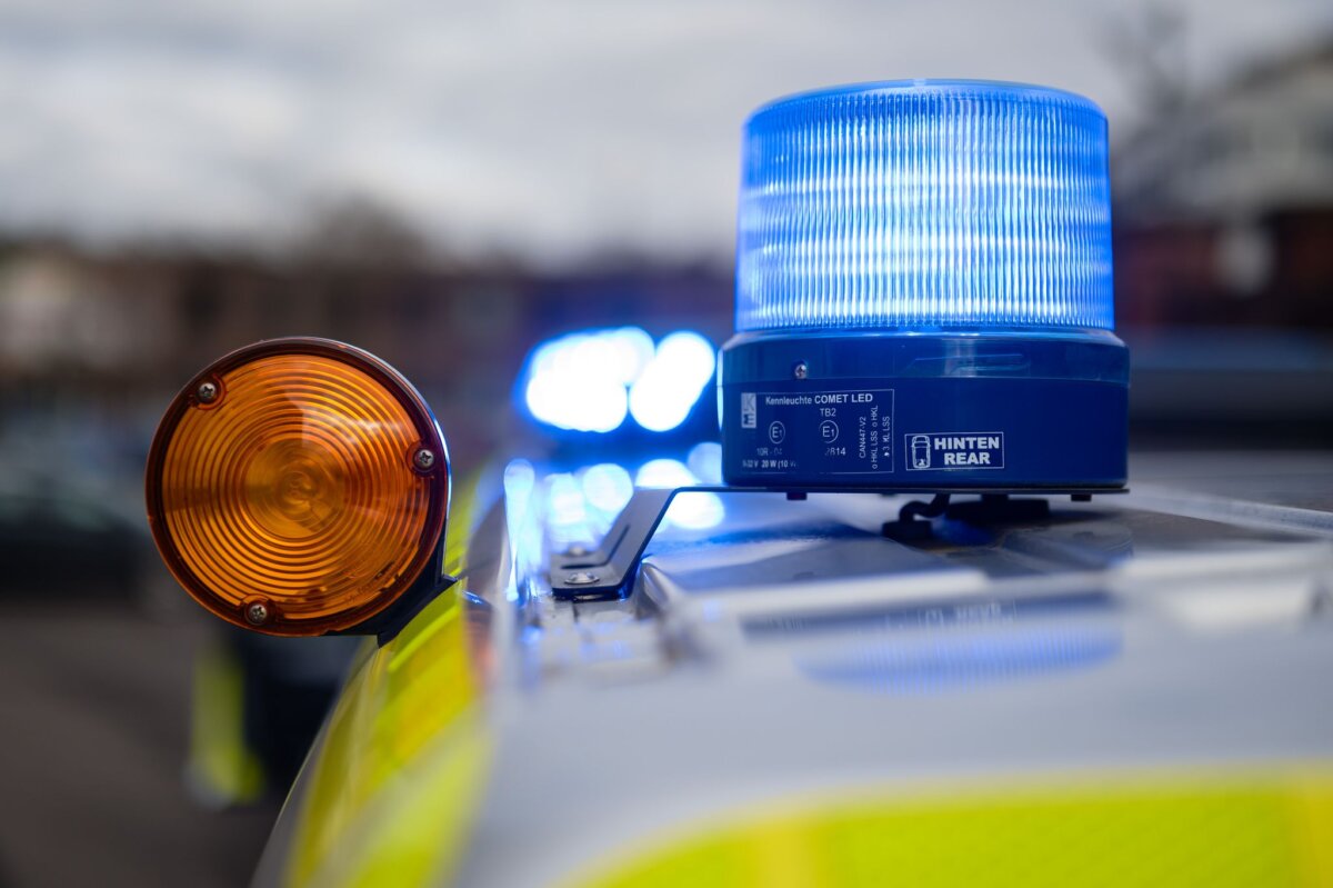 Polizei Die Polizei ermittelt zu den Hintergründen des Unfalls. (Symbolbild)