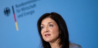 Linke zieht gegen Ministerin Reiche vor Gericht Die Linke wendet sich wegen eines Instagram-Beitrags des Wirtschaftsministeriums nun an das Bundesverfassungsgericht. (Archivbild)