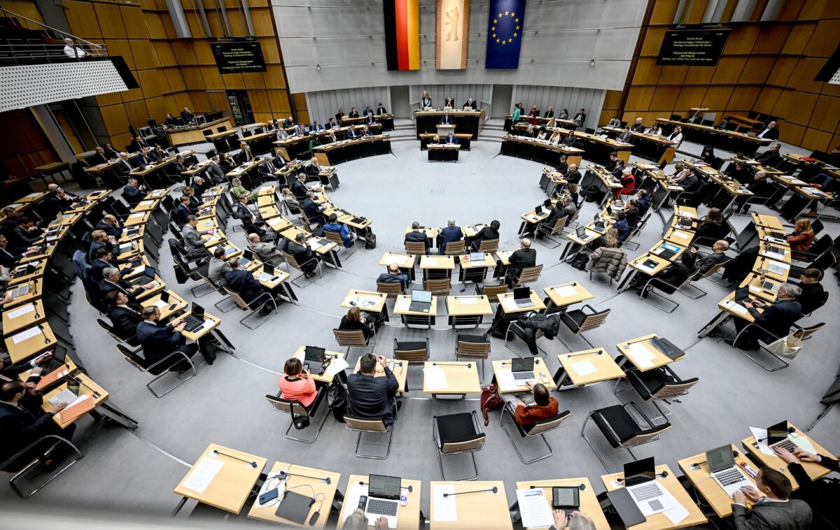 Berliner Abgeordnetenhaus Das neugewählte Berliner Abgeordnetenhaus hat 153 Mitglieder. (Archivbild)