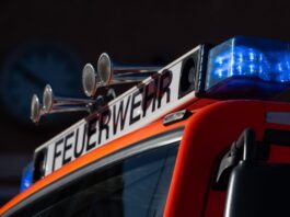 Acht Verletzte nach Kellerbrand in Berliner Wohnhochhaus Großeinsatz der Feuerwehr nach Kellerbrand in Berlin-Buckow (Symbolbild).