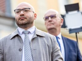 Wilke: Mehr Zusammenarbeit mit Polen bei Medizinversorgung Gesundheitsminister René Wilke und (l.) und Brandenburgs Ministerpräsident Dietmar Woidke (beide SPD)