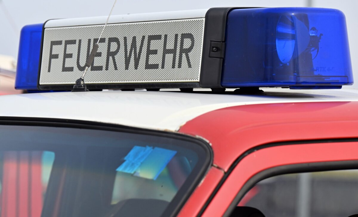 Brand in Sportzentrum In Eberswalde ist die Feuerwehr wegen einer Ölspur im Einsatz. (Symbolbild)